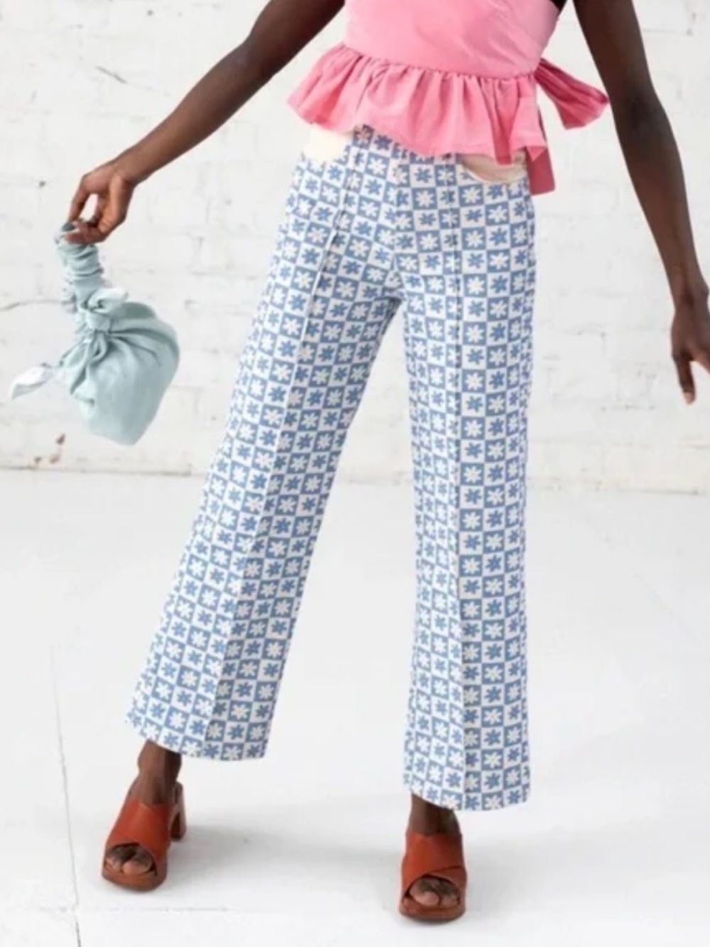 LISA SAYS GAH X KJP ROBYN DENIM JEANS Retro Blue Cream Floral